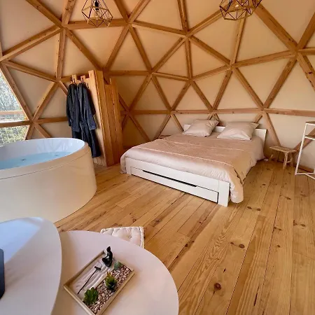 Luxury tent Lavan'dome
